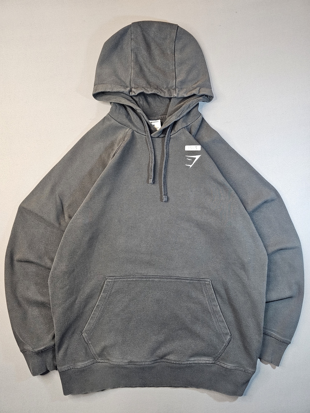 Gymshark Men's Crest Pullover Hoodie Washed Black Charcoal Grey Size M